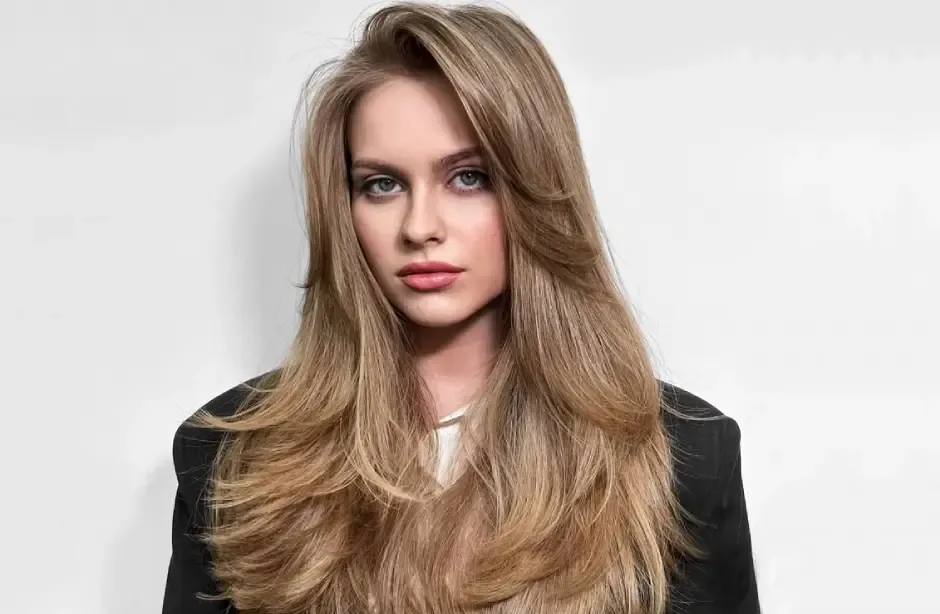 Capelli Bronde: il look naturale perfetto per il 2025