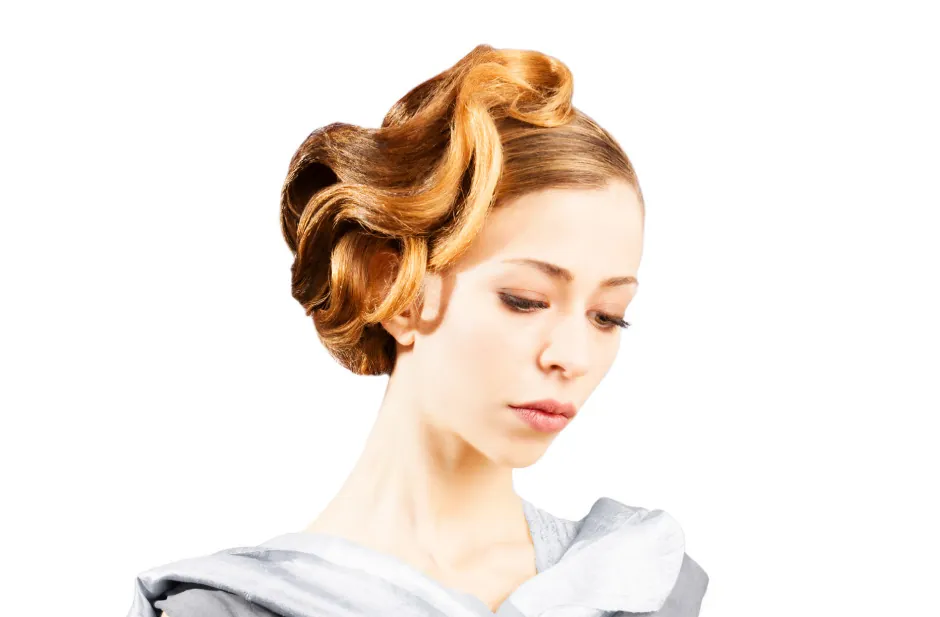 Capelli raccolti eleganti: 3 idee per le tue cerimonie!