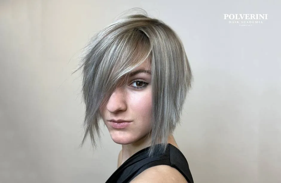 Inverted bob: come realizzare il taglio corto dietro e lungo davanti