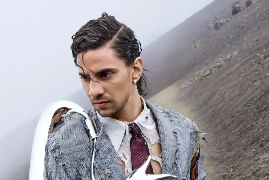 Tedua: i capelli lunghi uomo sono di tendenza!